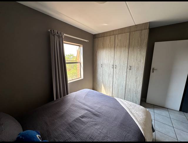 2 BEDROOM APARTMENT FOR SALE IN HEUWELOORD